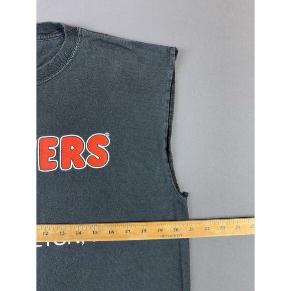 Rare Vintage Hooters Restaurant Promo Owl Appleton Wisconsin Cut Off Sleeve Tee - Picture 4 of 5